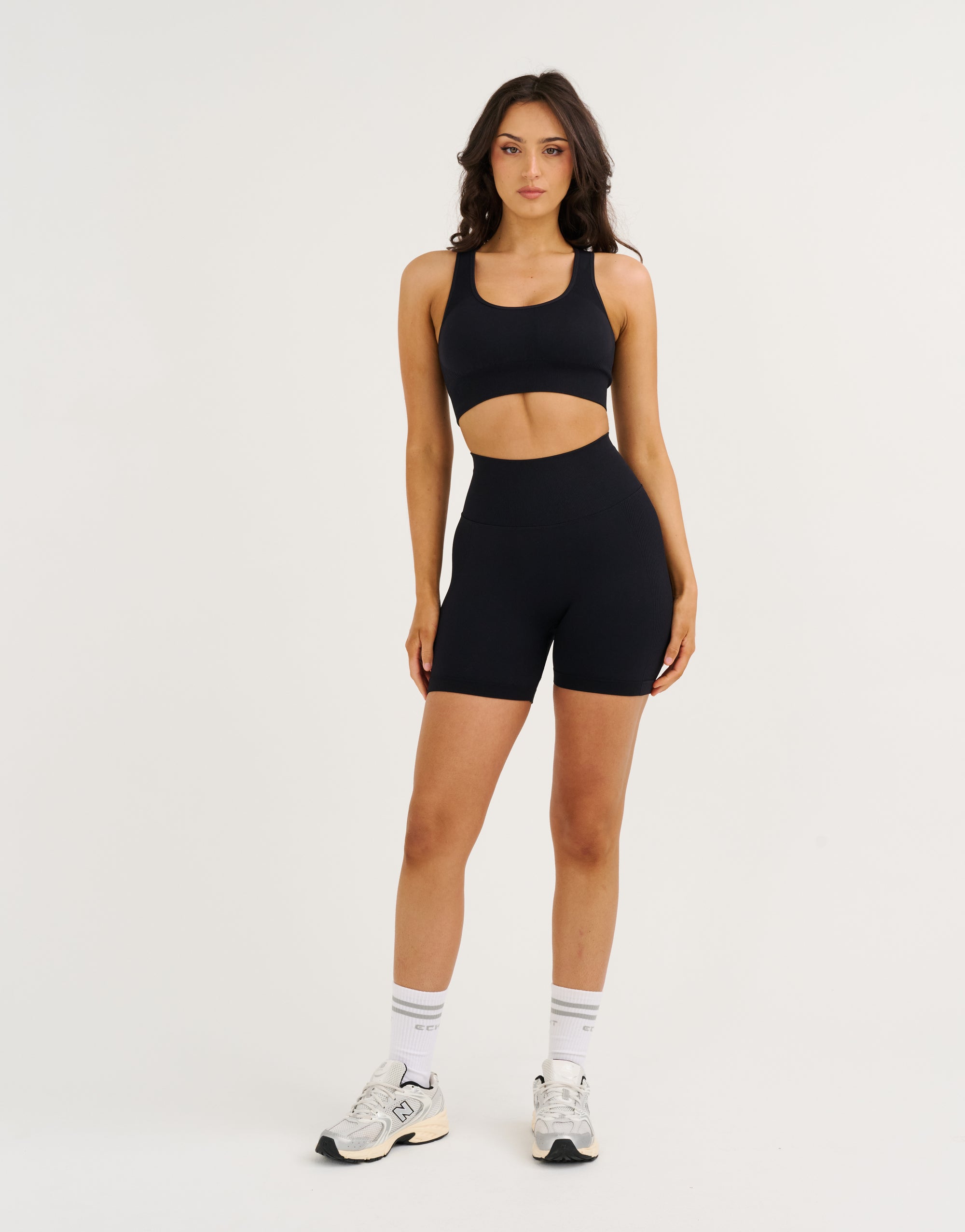 Arise Essential Sports Bra - Stealth Black