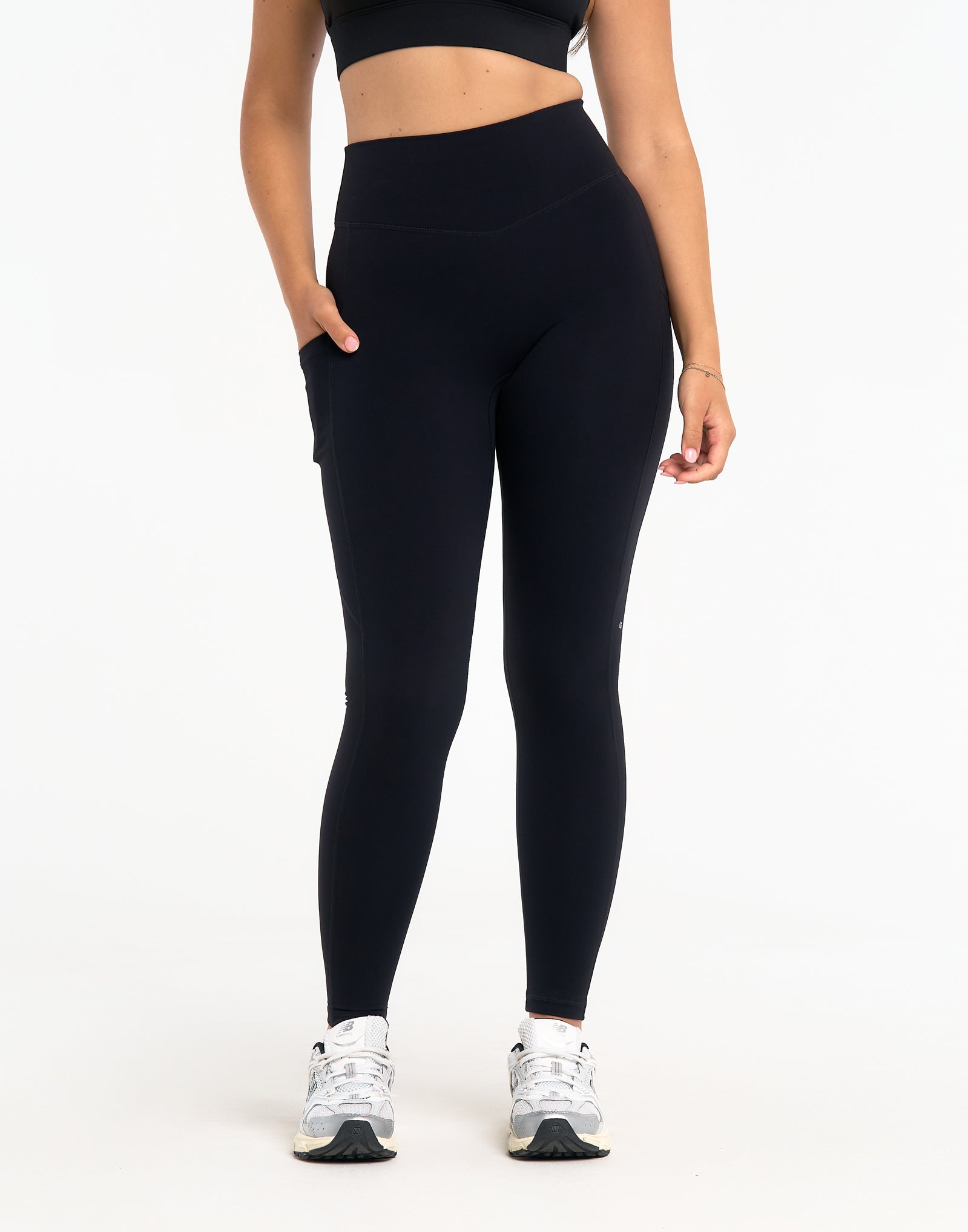 Solution Pocket Leggings - Black