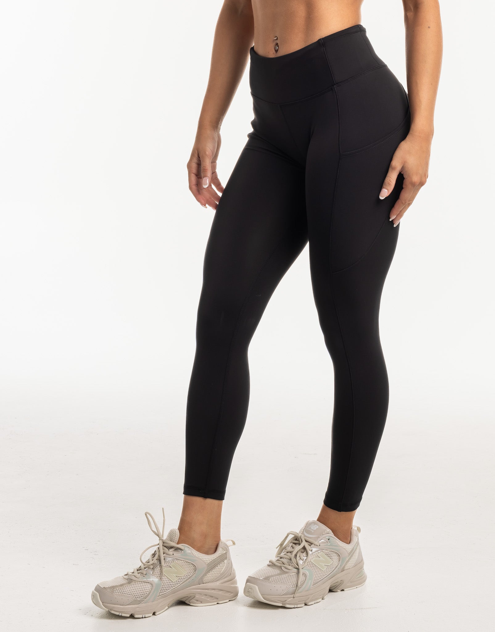 Thermal Pocket Leggings - Black