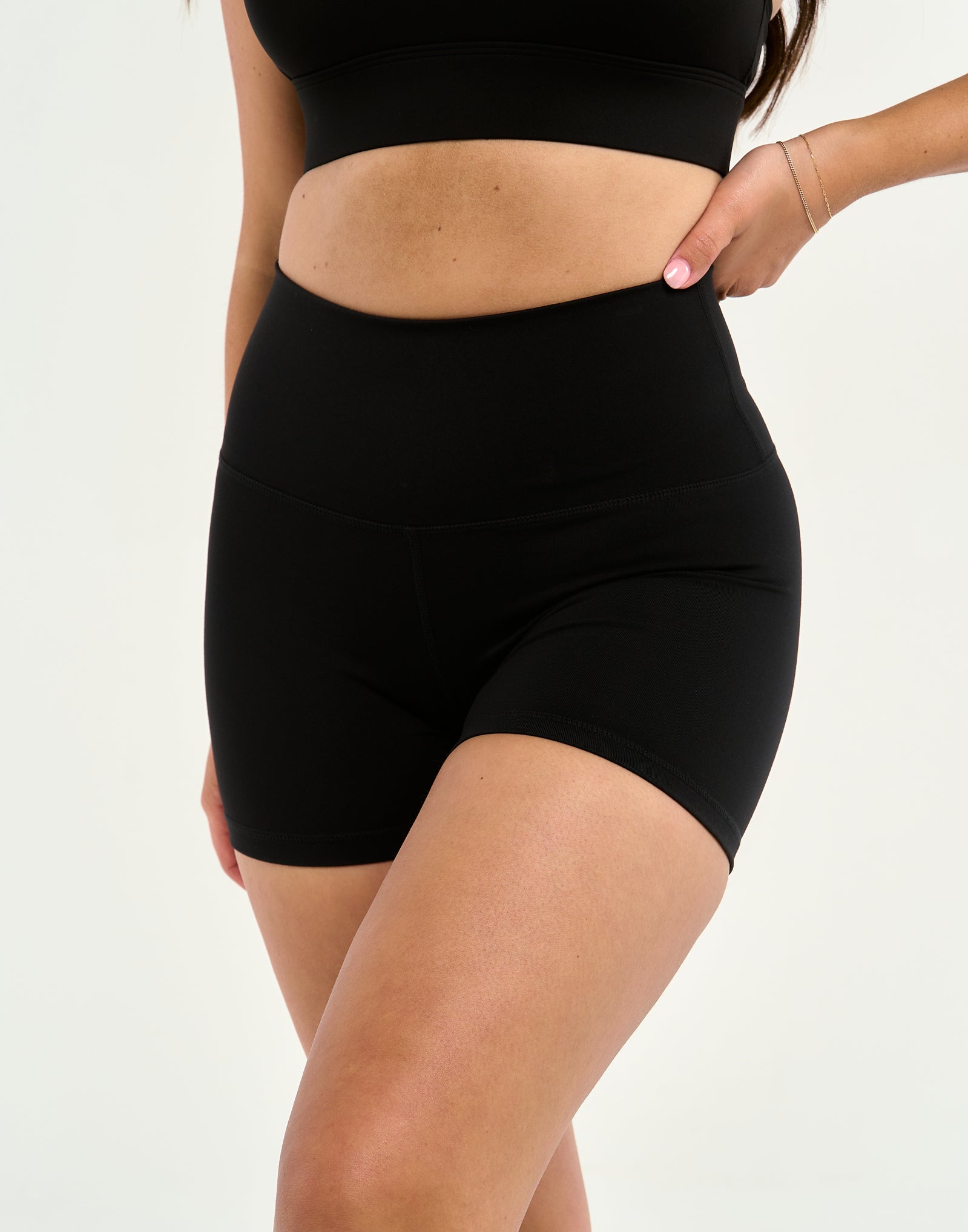 Echt Force Scrunch Shorts - Black