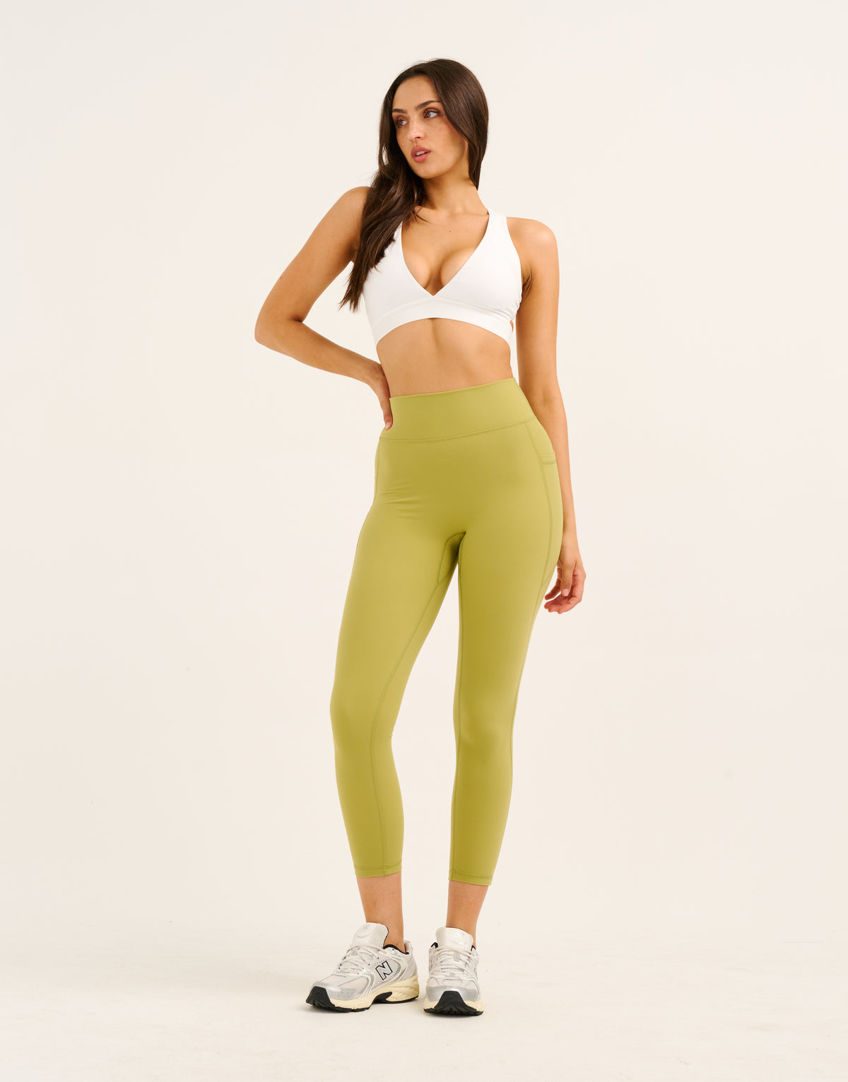 Ascend Pocket Leggings 23" - Olive
