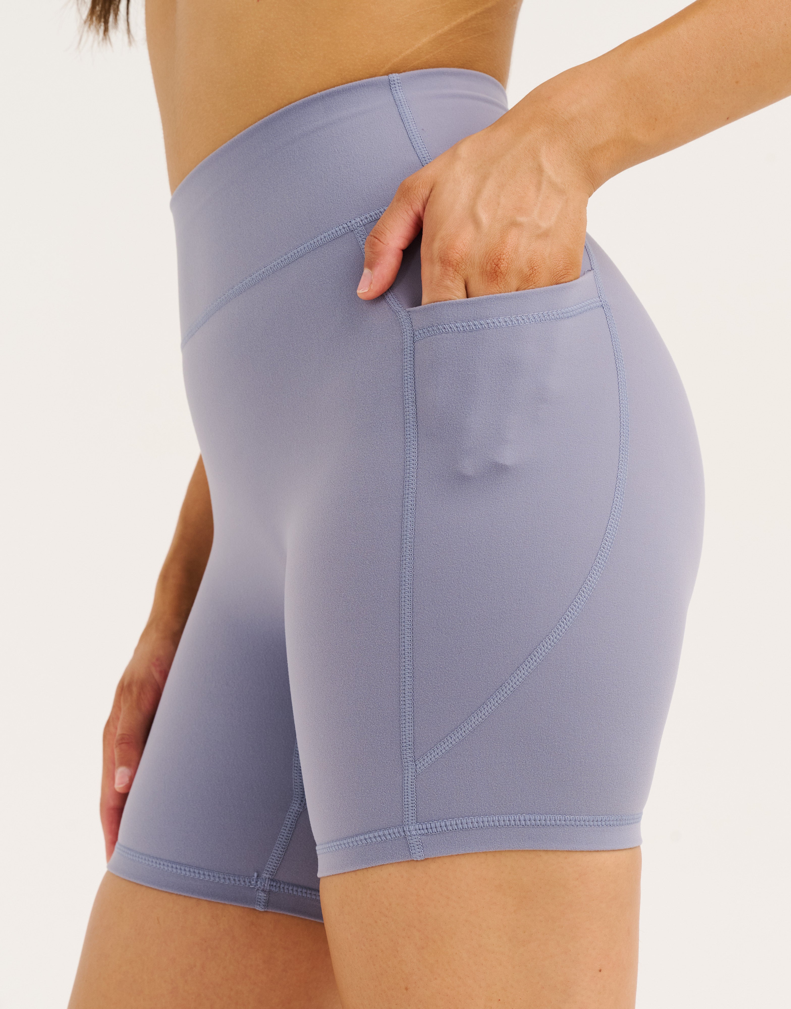 Ascend Pocket Shorts 6" - Washed Blue