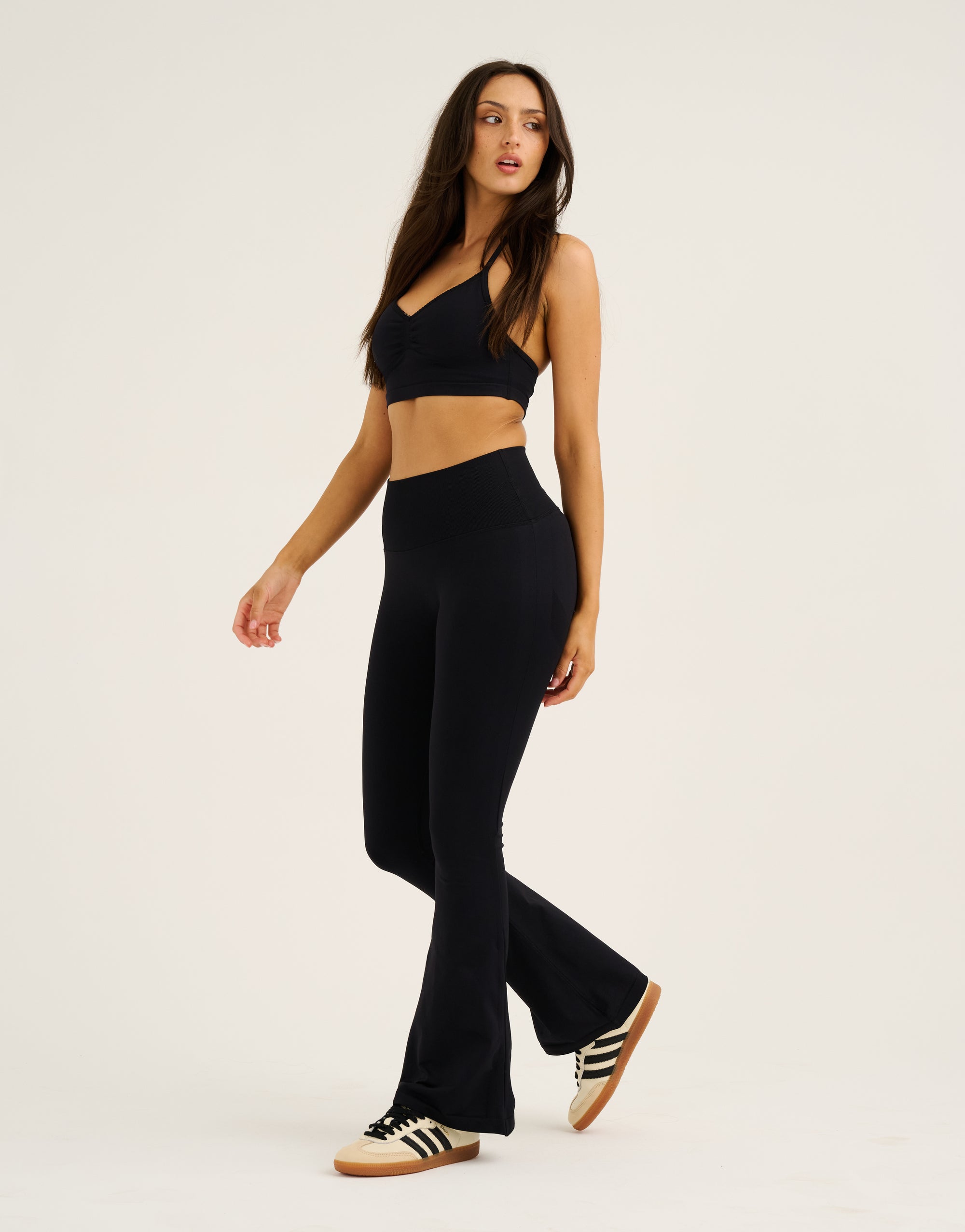 Pulse Flare Leggings - Black