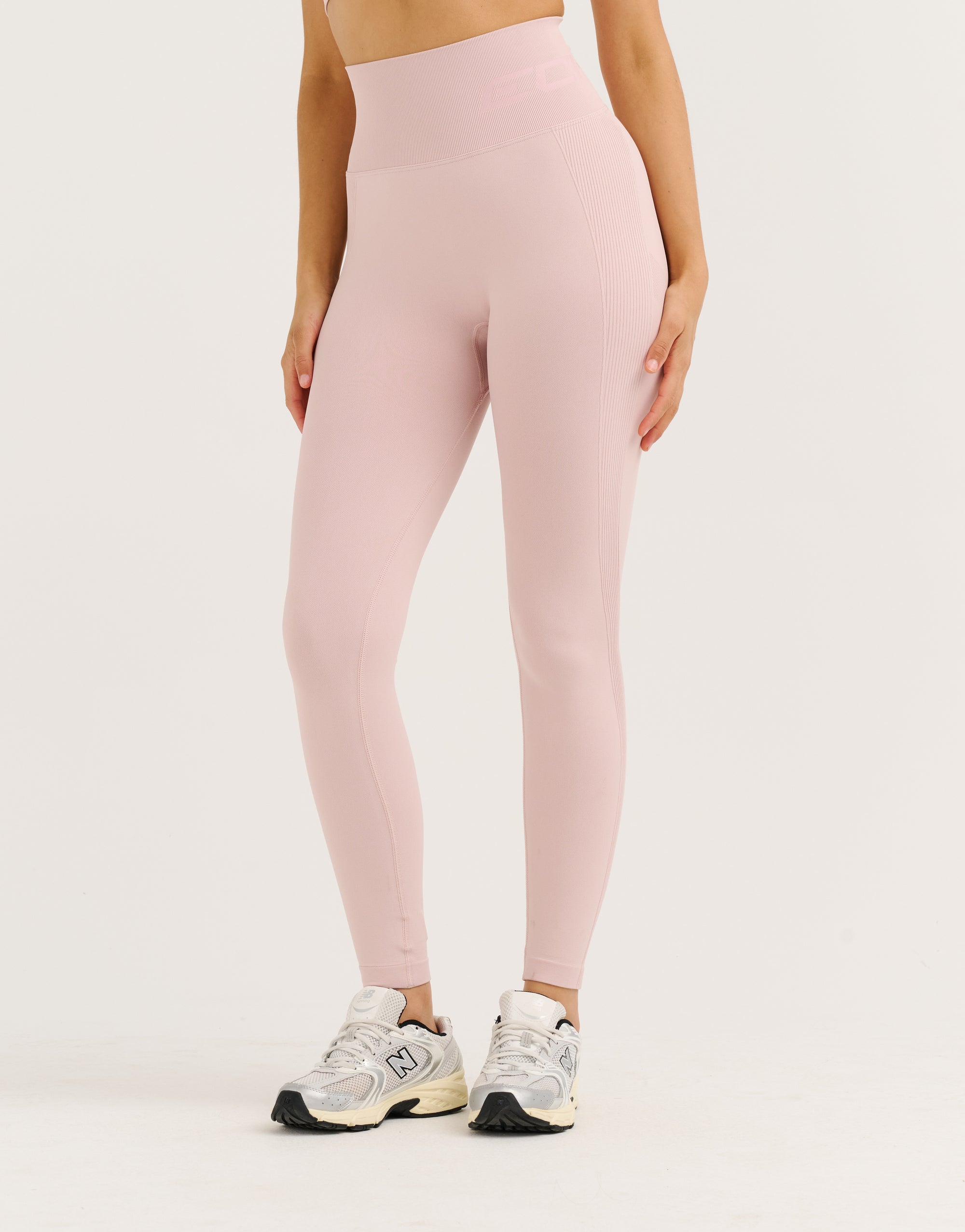 Arise Scrunch Leggings V2 - Mauve