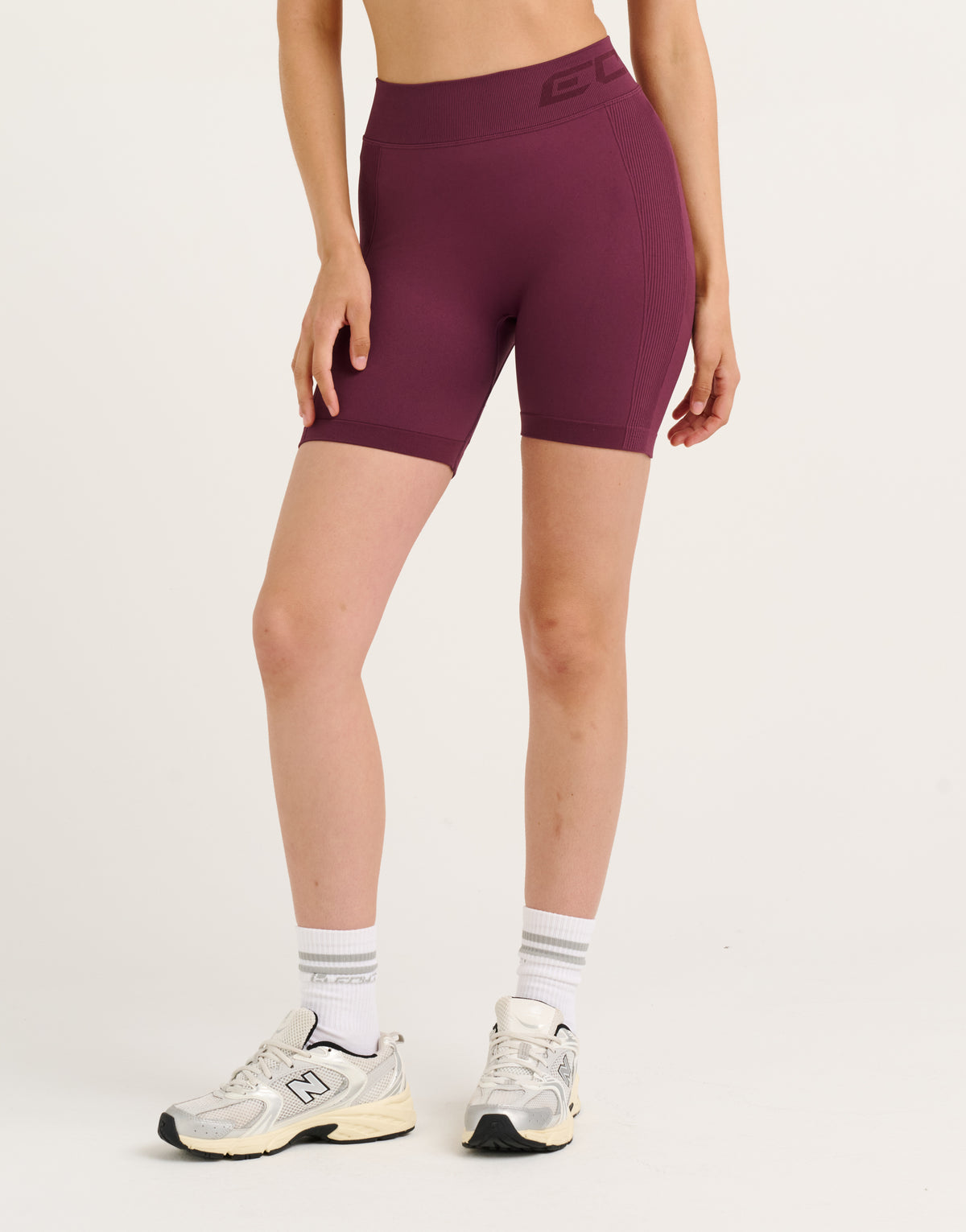 Arise Scrunch Mid-Waist Shorts - Blackberry