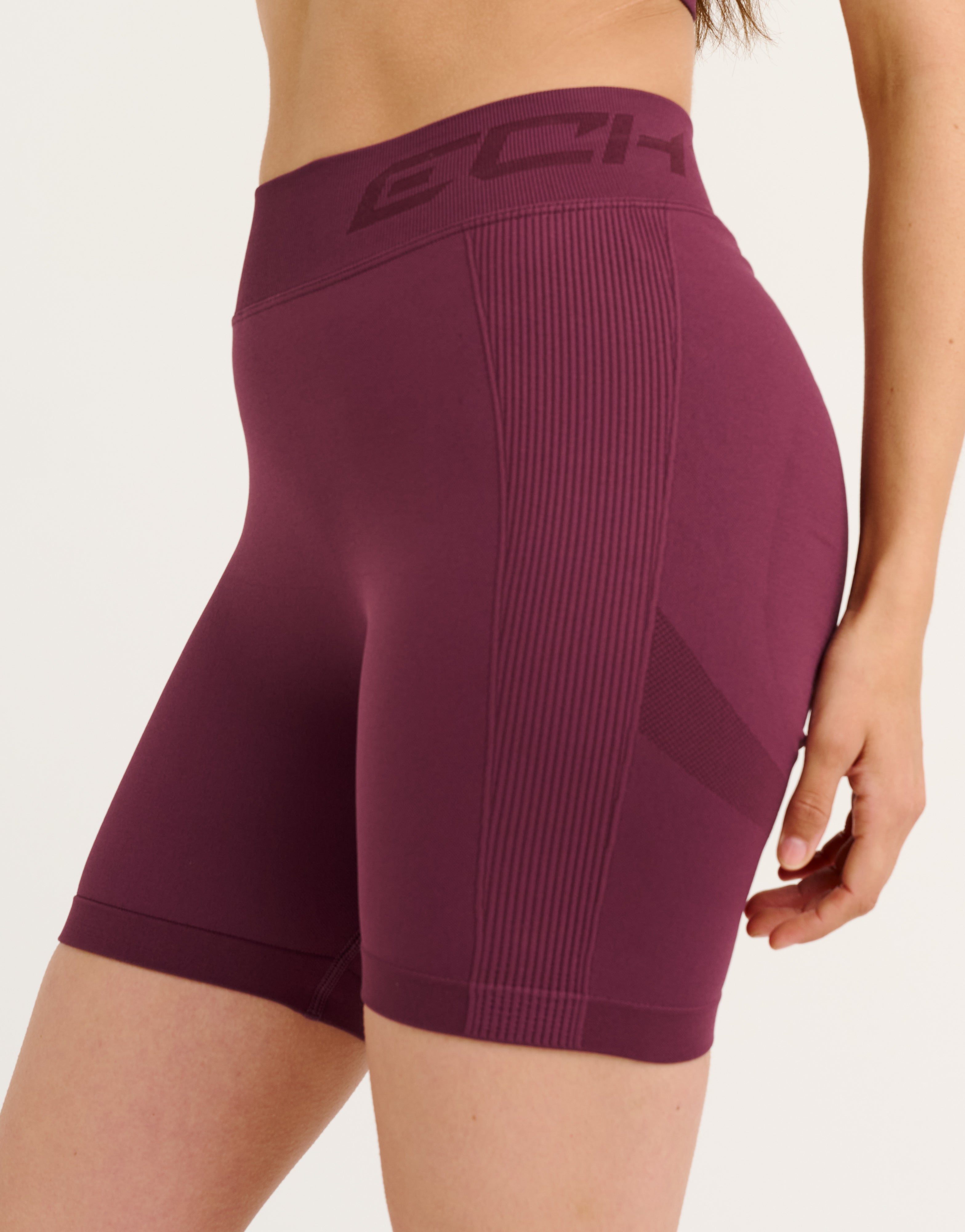 Arise Scrunch Mid-Waist Shorts - Blackberry