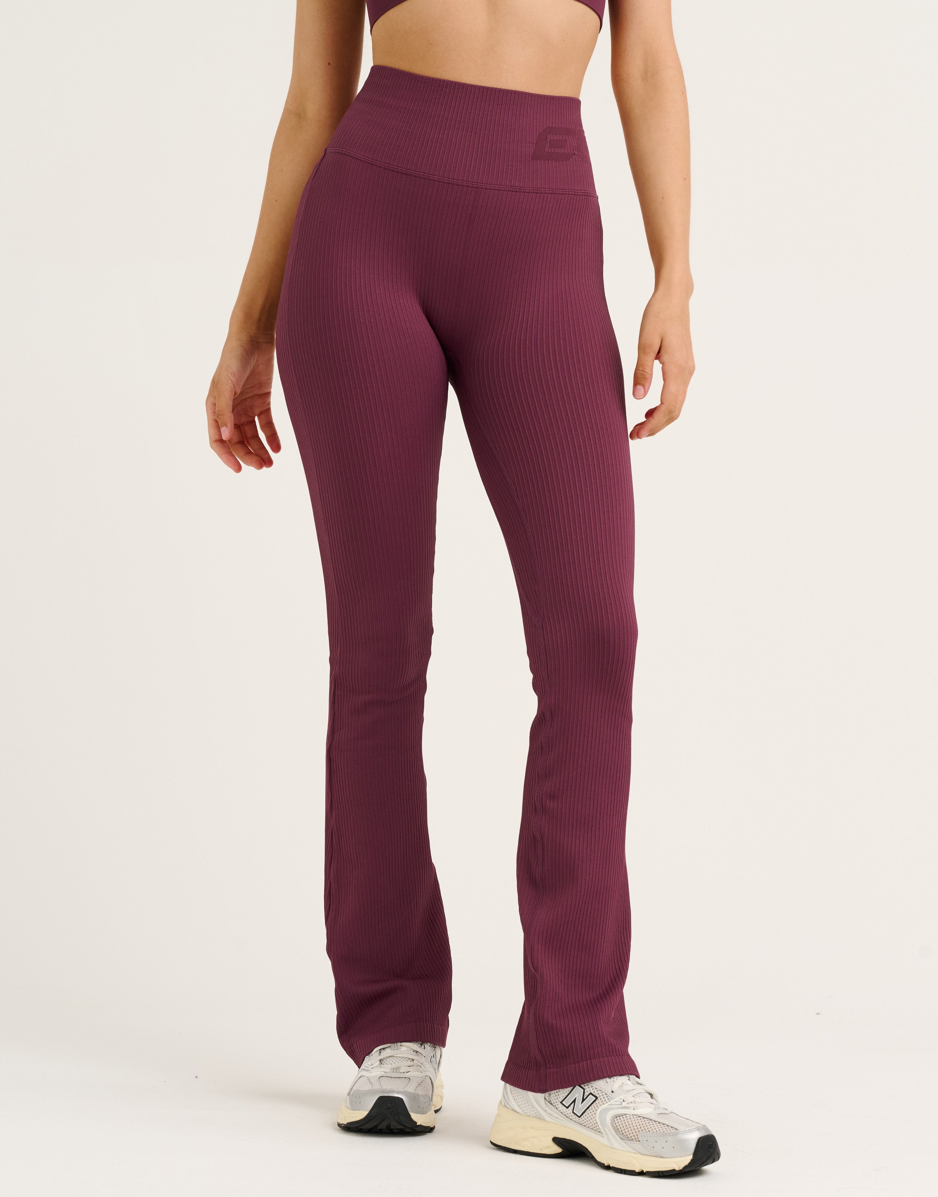 Arise Comfort Flare Leggings V2 - Blackberry
