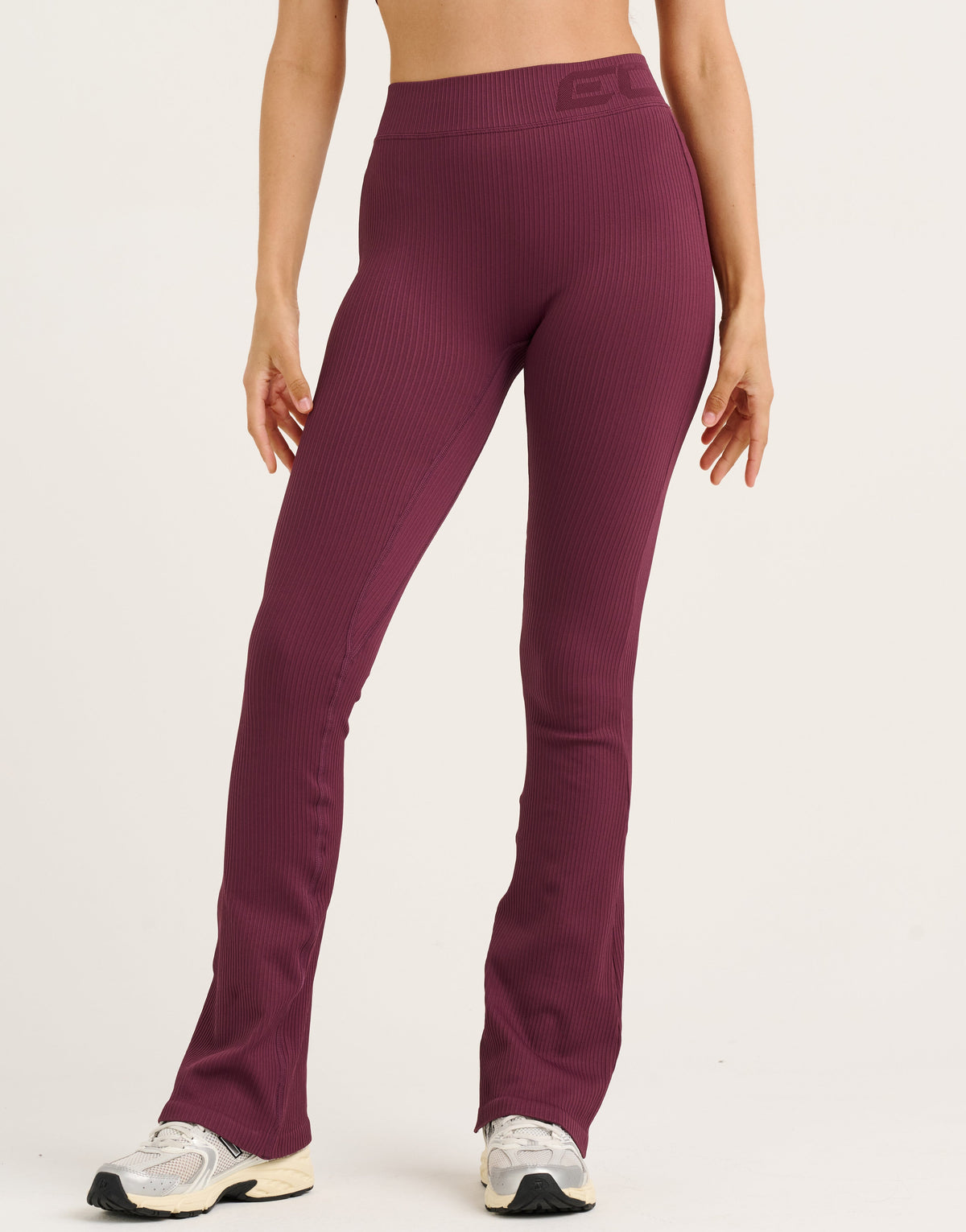 Arise Comfort Mid-Waist Flare Leggings - Blackberry