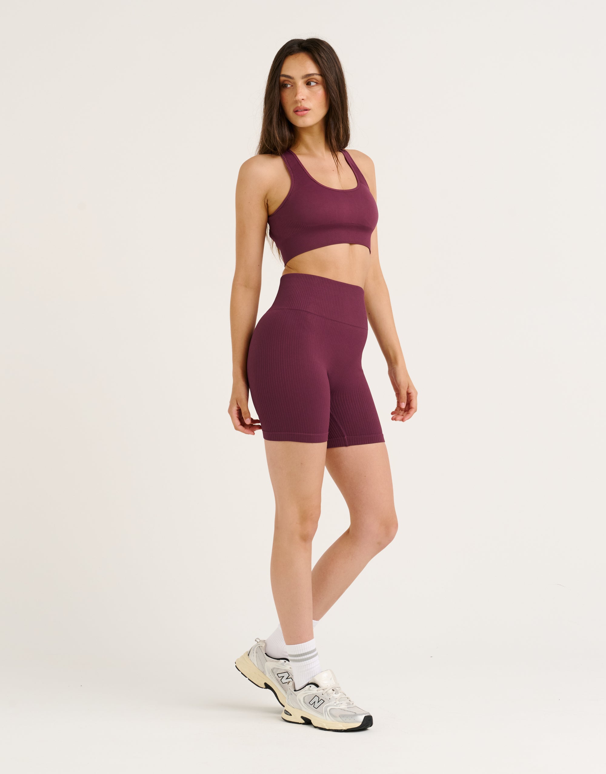 Arise Comfort Shorts V2 - Blackberry