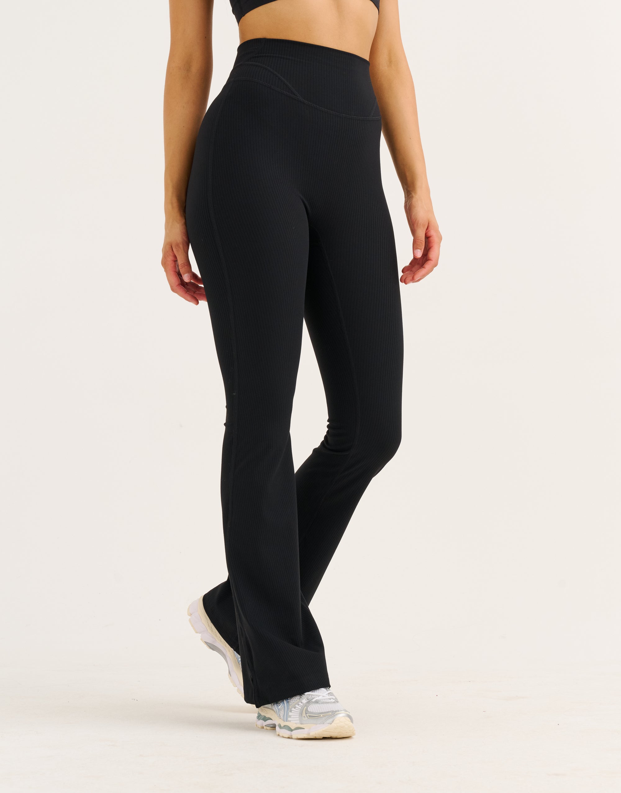 Flare Ribbed Leggings V2 - Black
