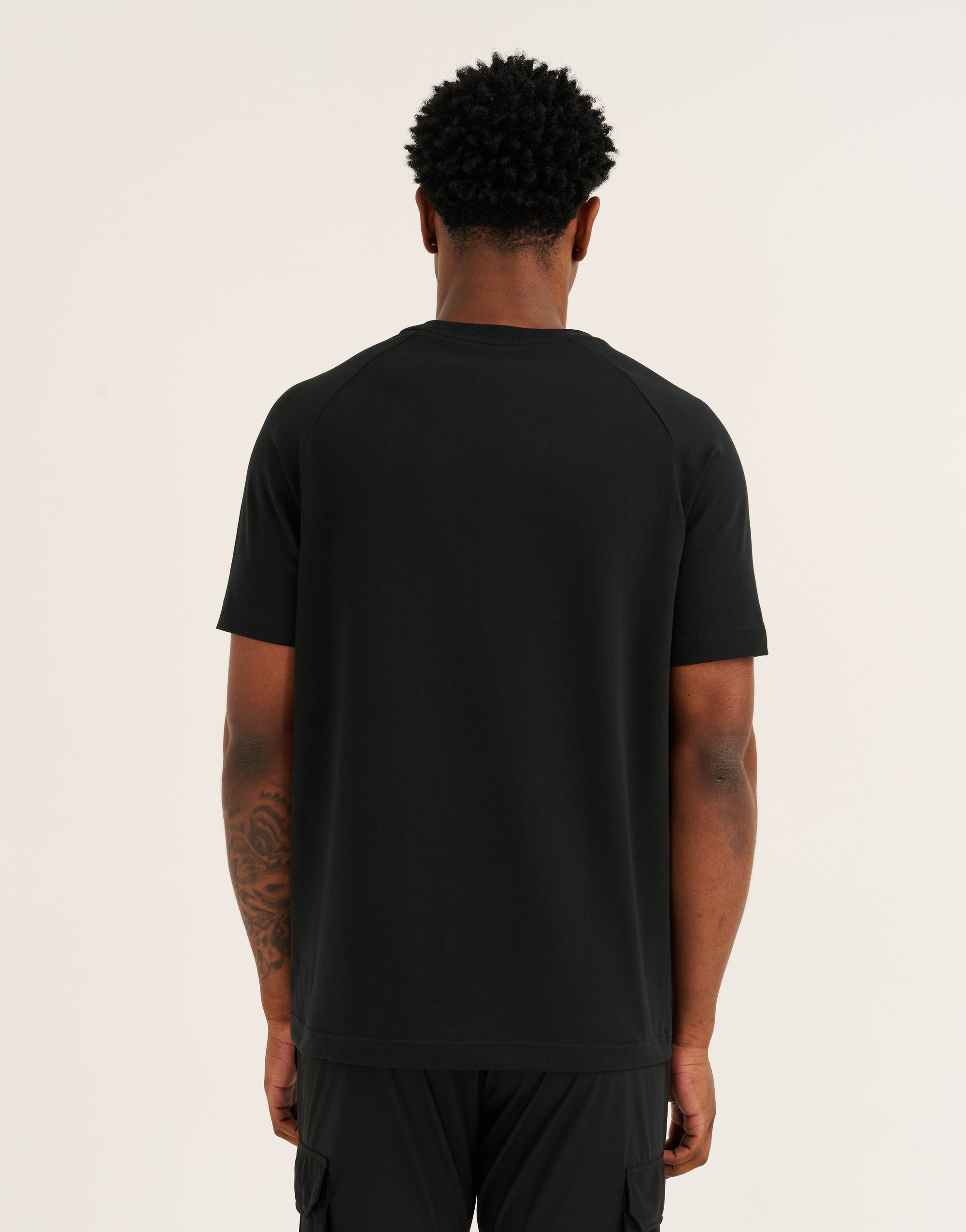 Foundation Tee 30" - Black