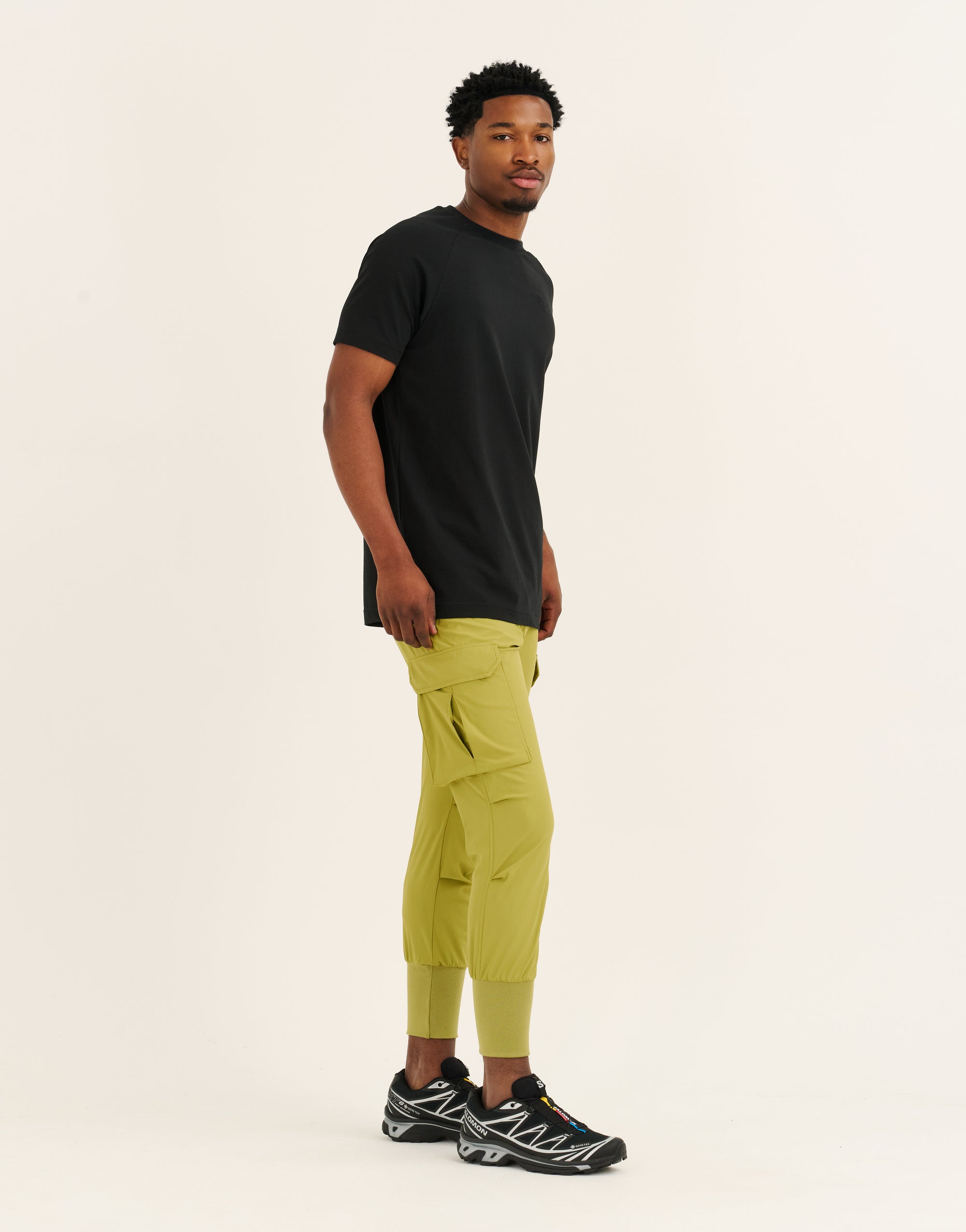 Foundation Tee 32" - Black