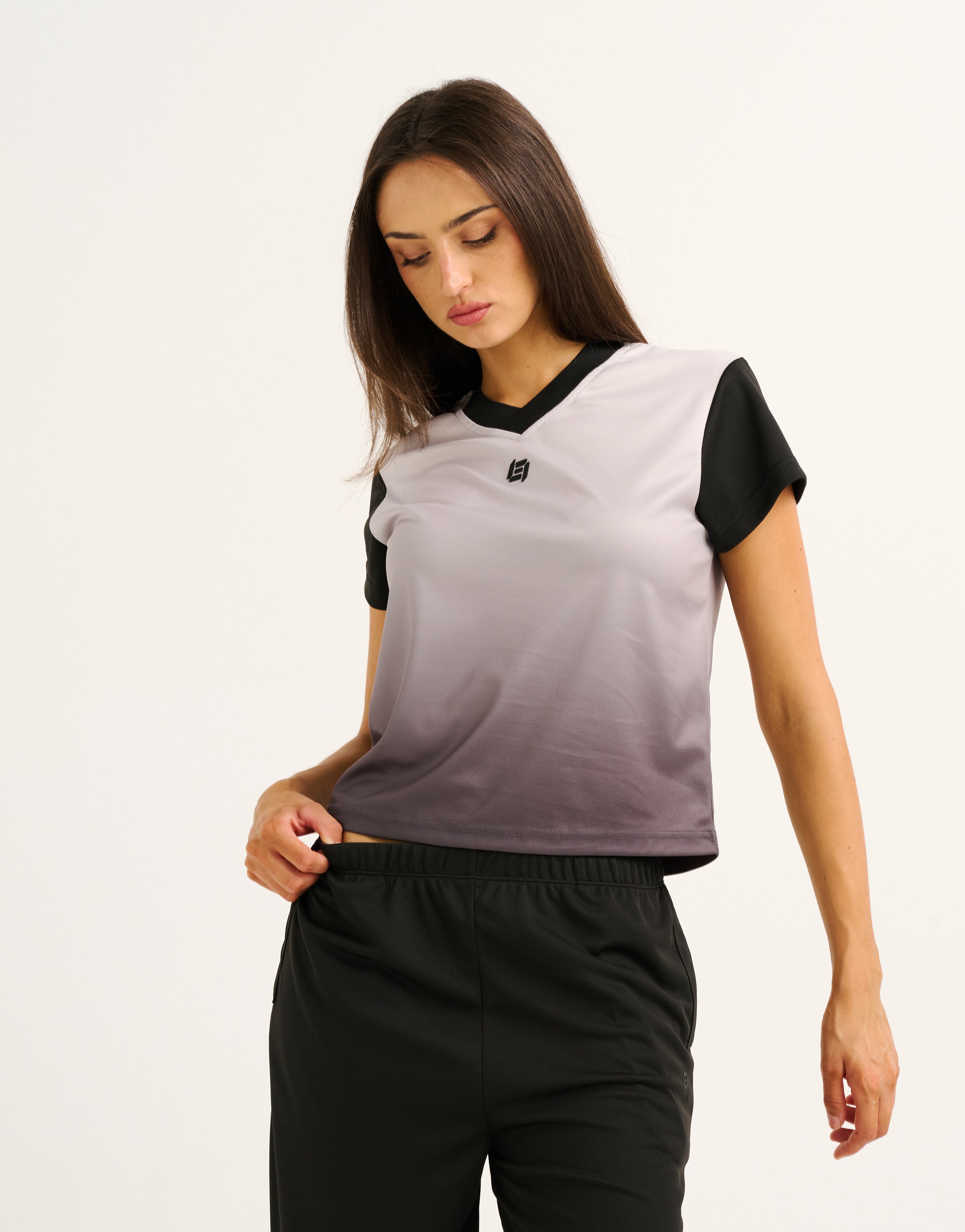 Club V Neck Crop Tee - Black