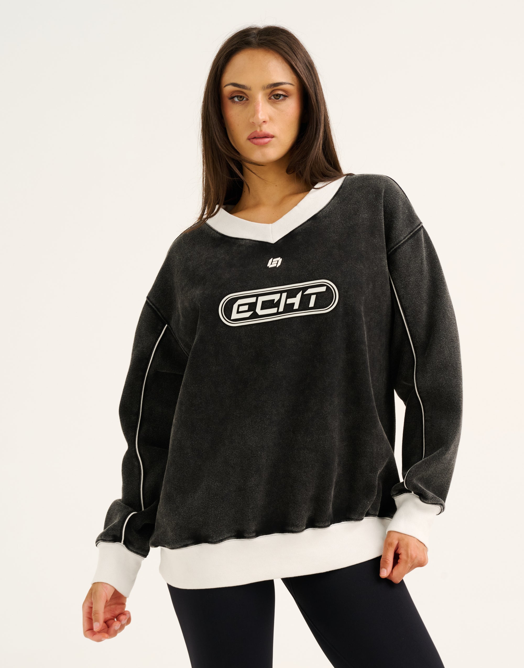 Club V Neck Sweatshirt - Black