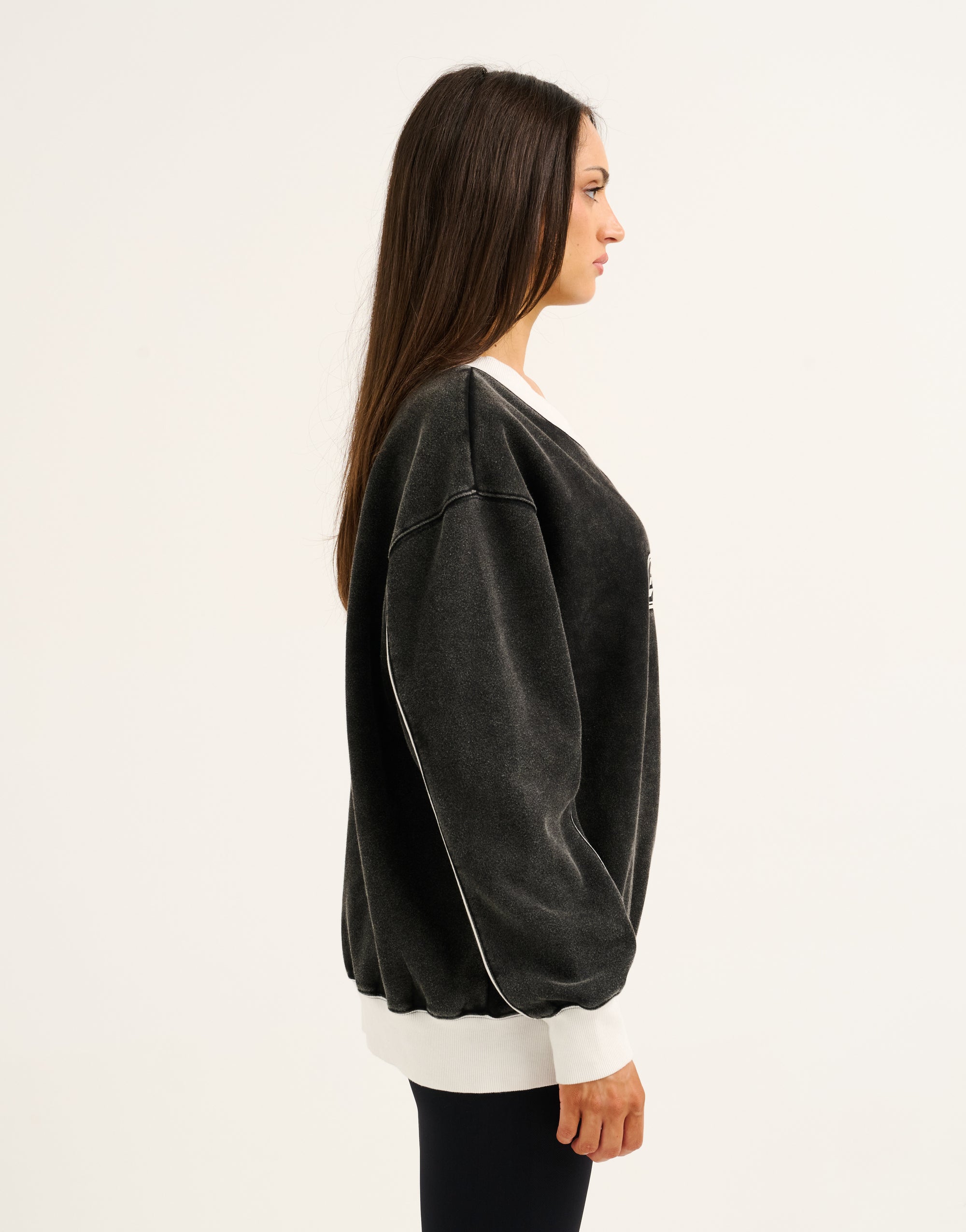 Club V Neck Sweatshirt - Black