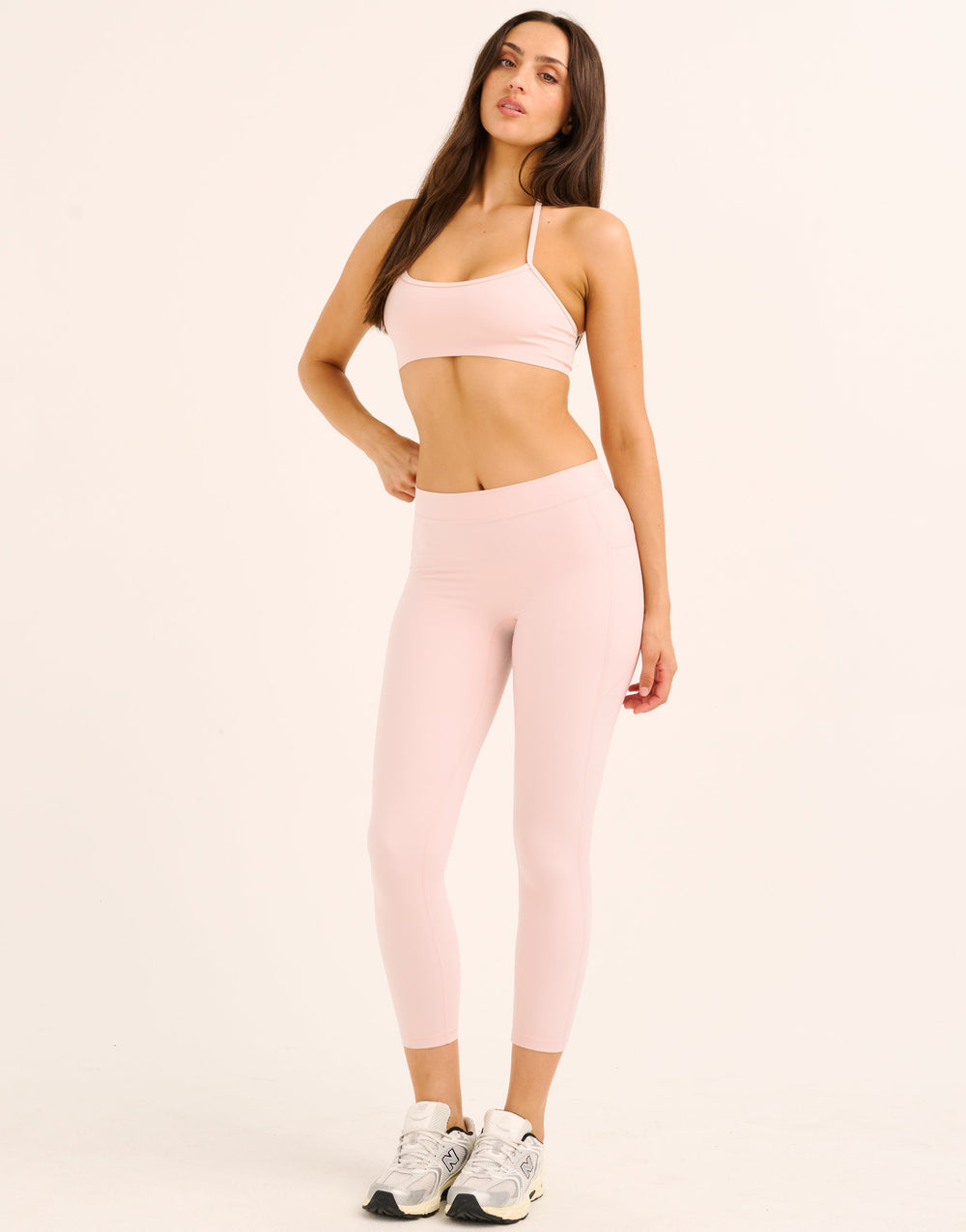 Ascend Pocket Mid-Waist Leggings 23
