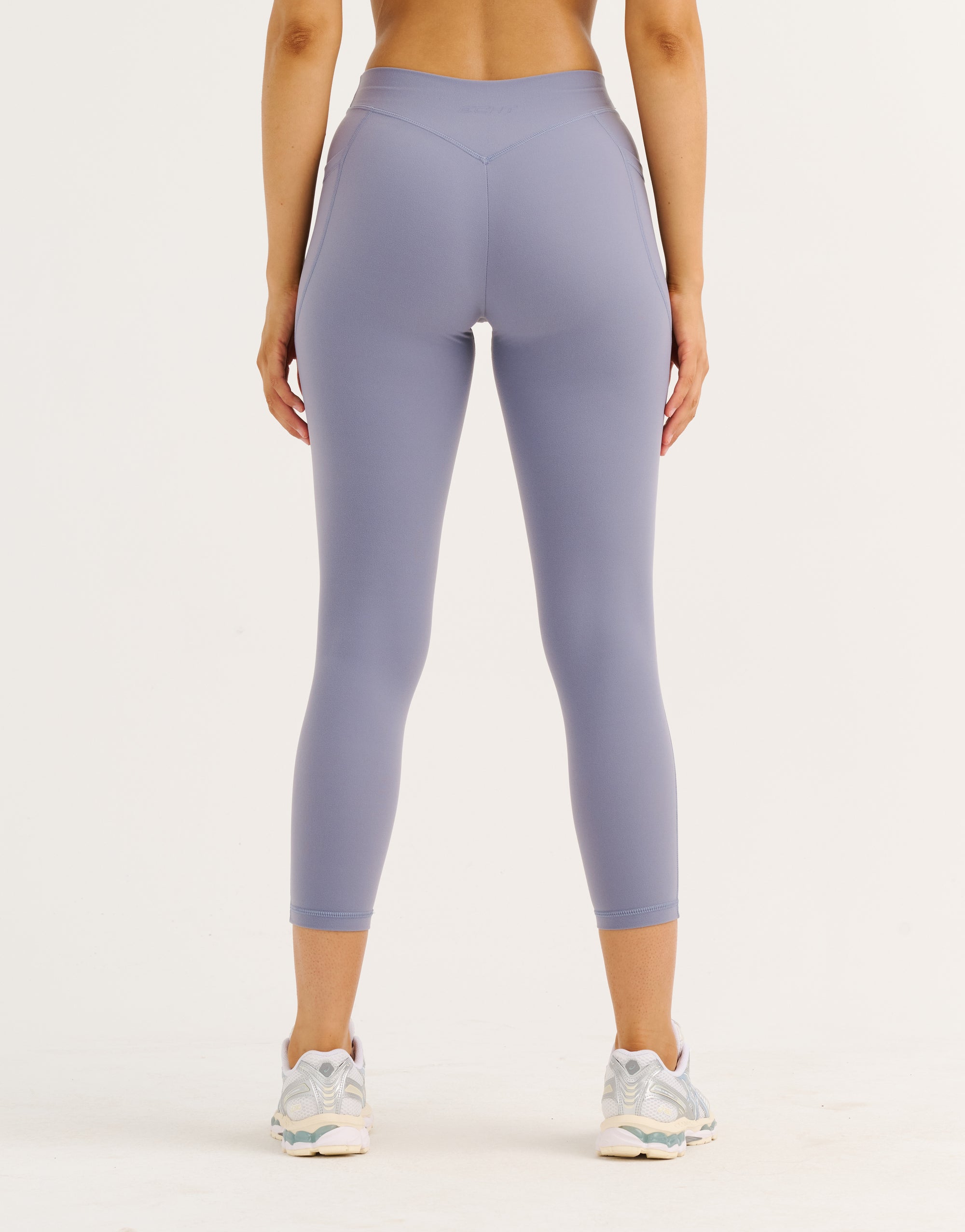 Ascend Pocket Mid-Waist Leggings 23" - Washed Blue