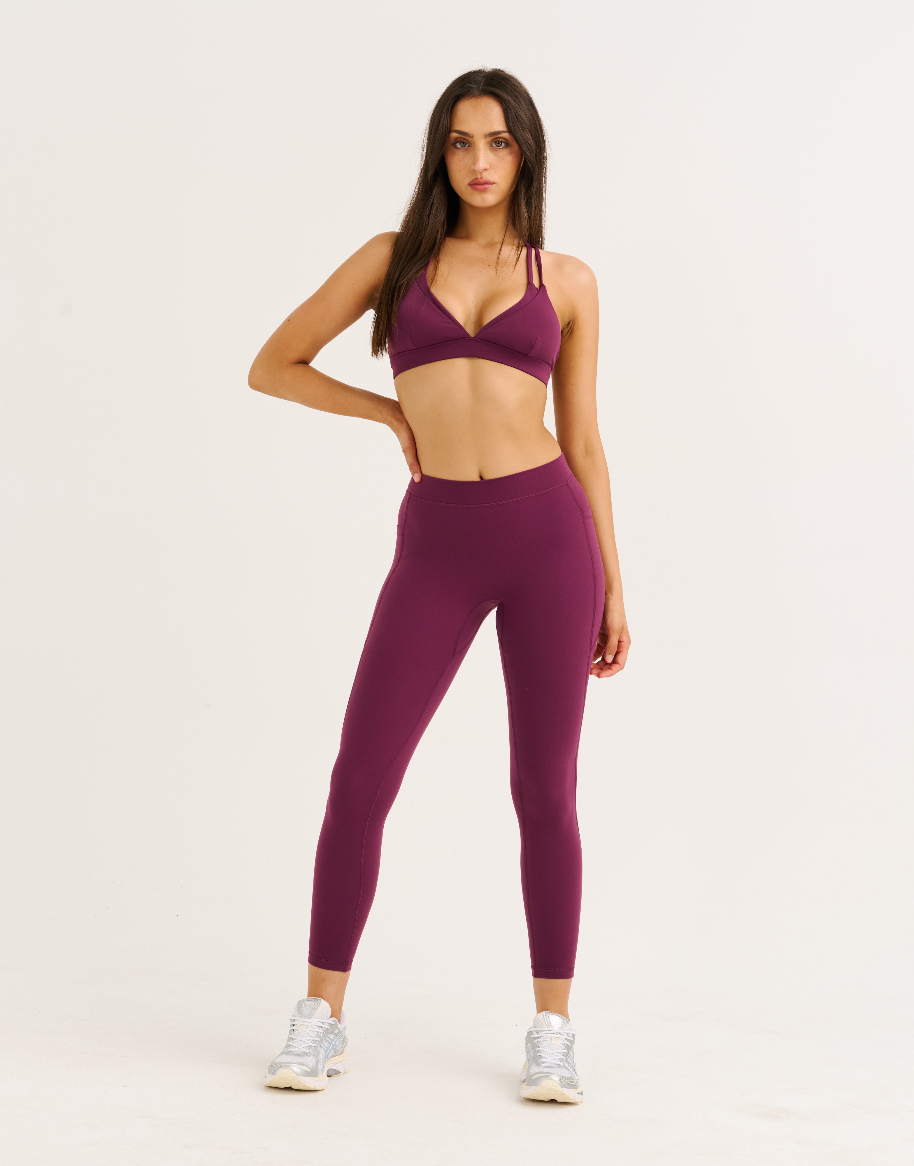 Ascend Pocket Mid-Waist Leggings 25" - Blackberry