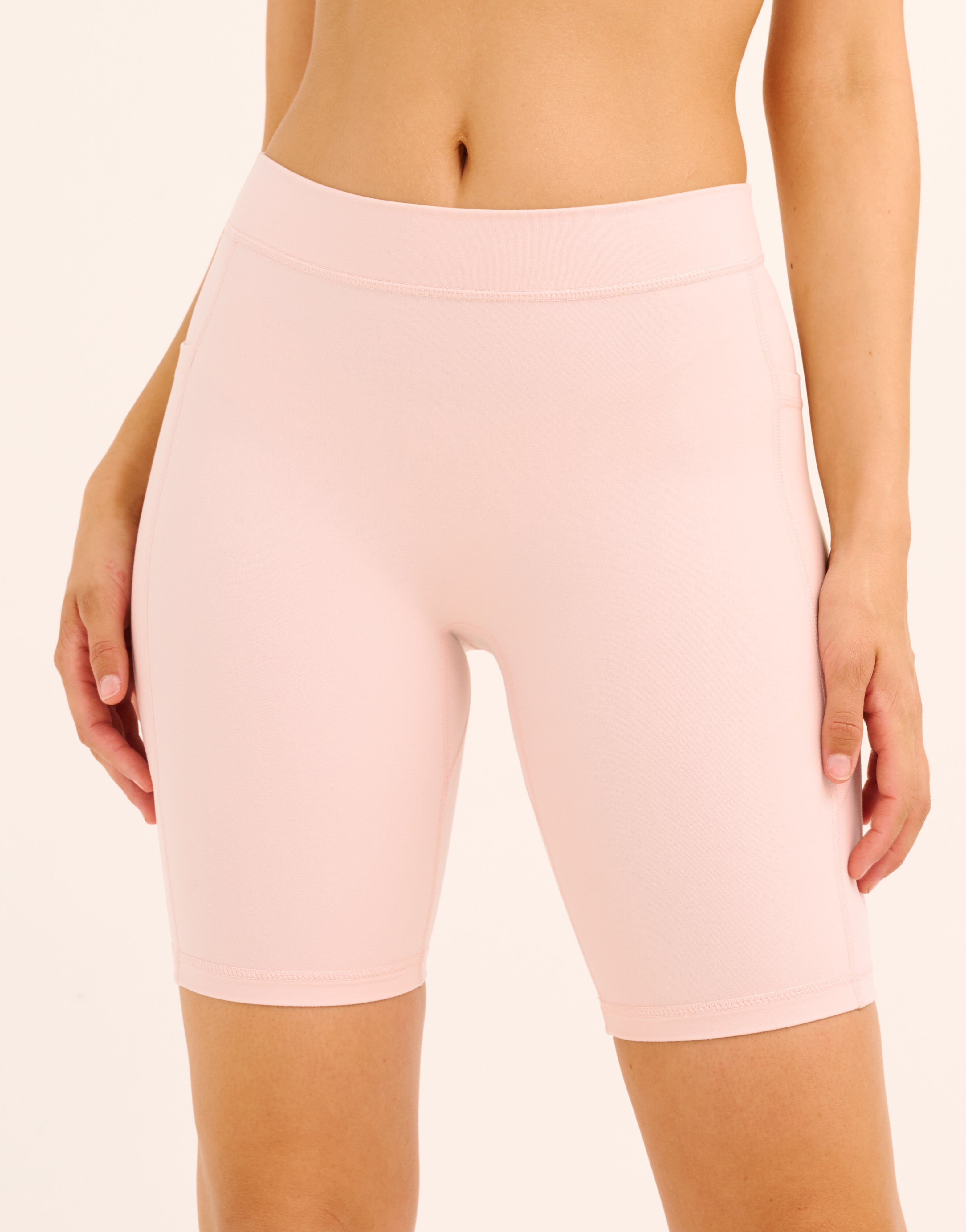 Ascend Pocket Mid-Waist Shorts 8" - Mauve