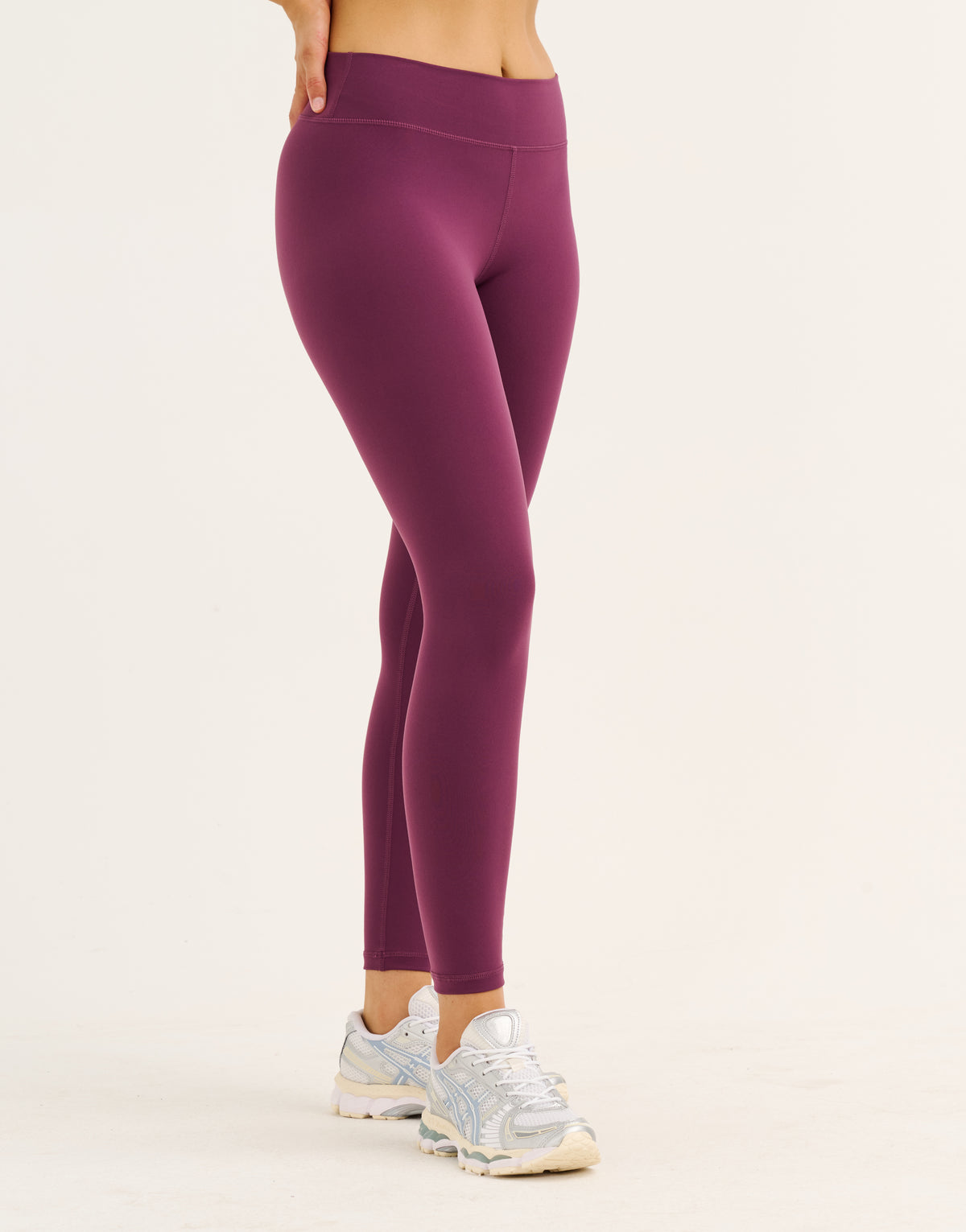 Force Scrunch Mid-Waist Leggings - Blackberry