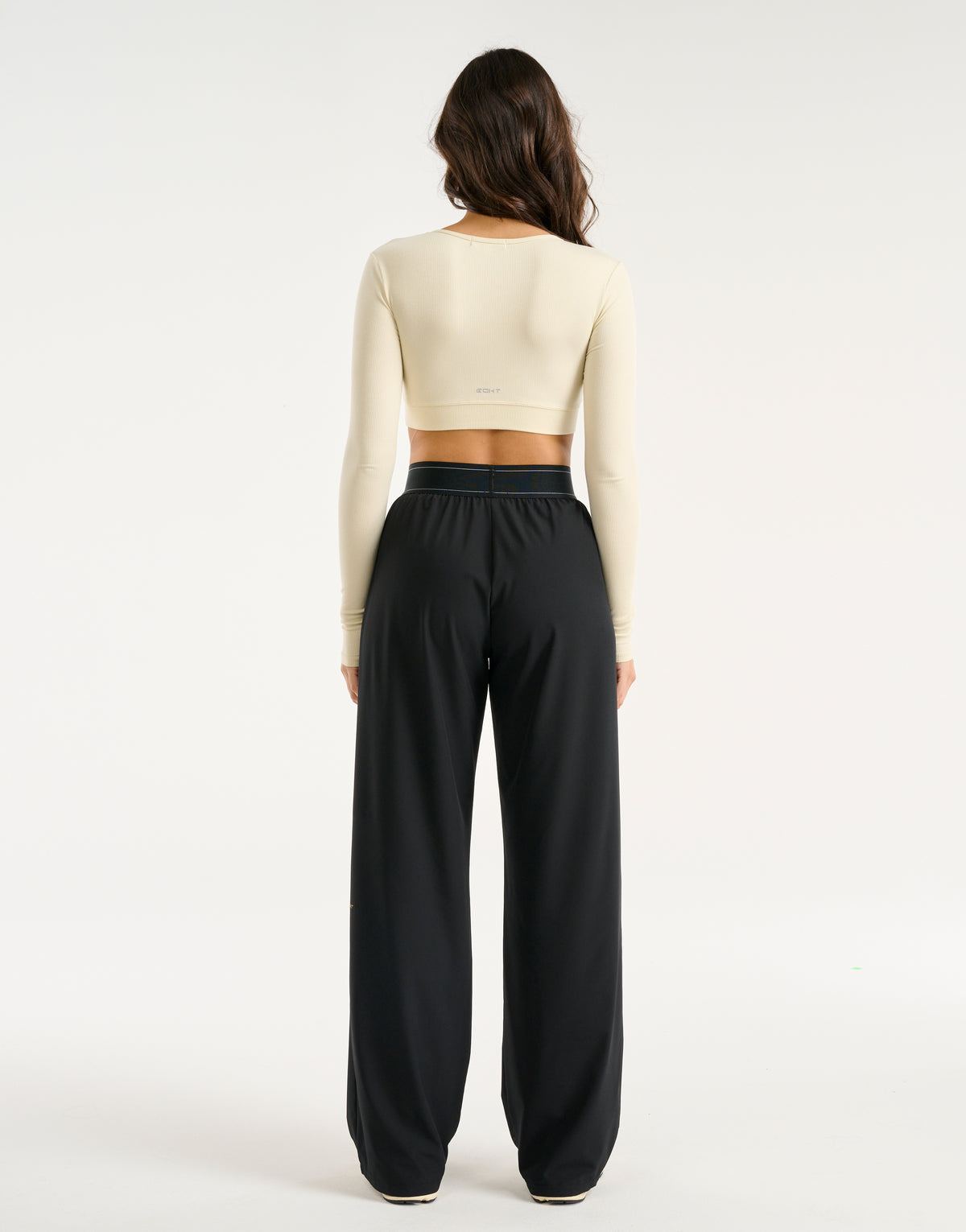 Echt Ribbed Cropped Long Sleeve - Taupe