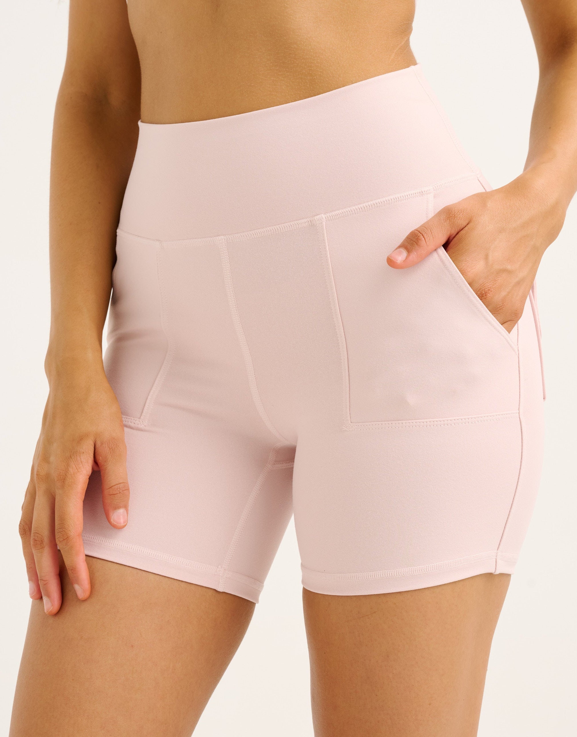 Essence Shorts - Mauve