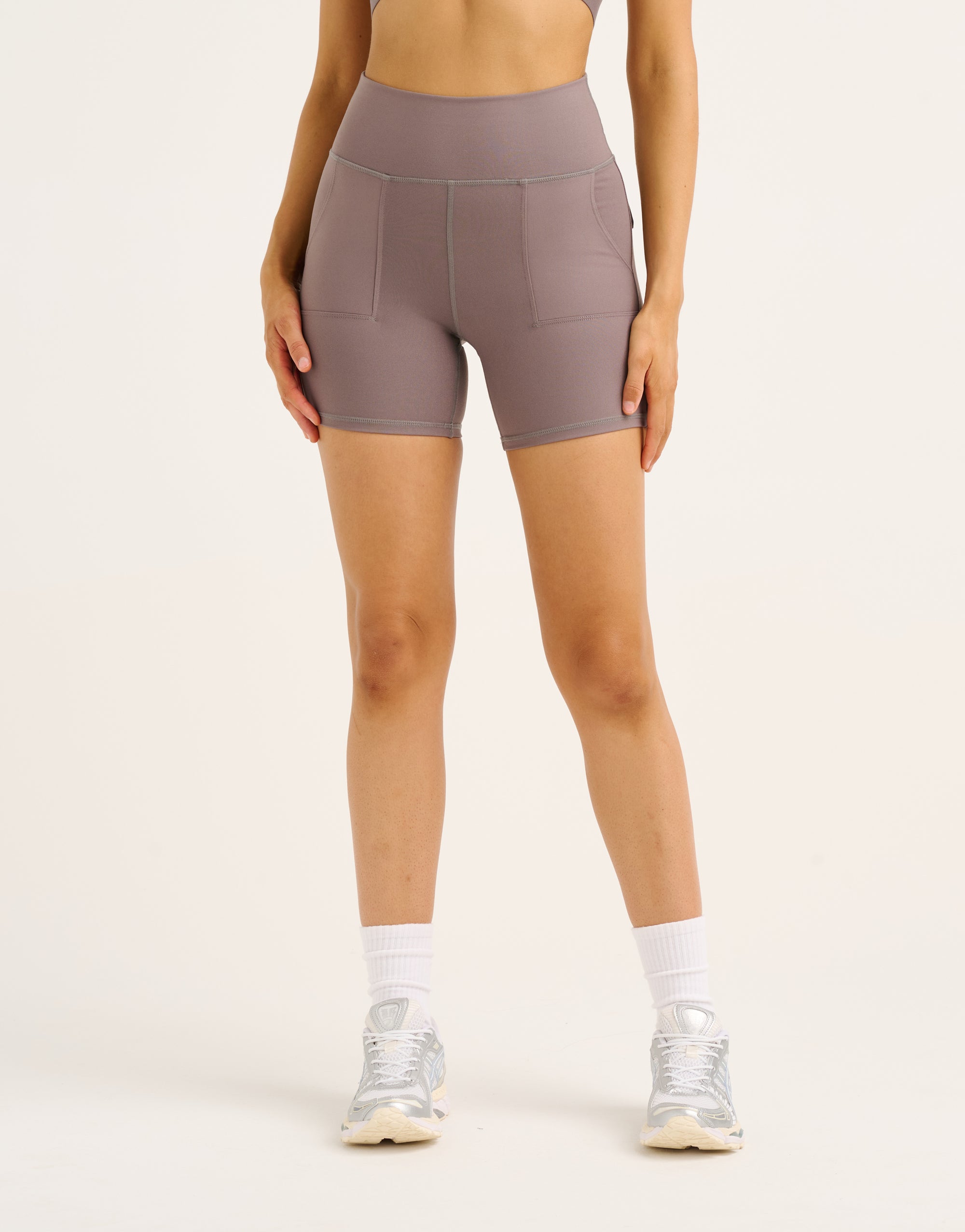 Essence Shorts - Slate Grey
