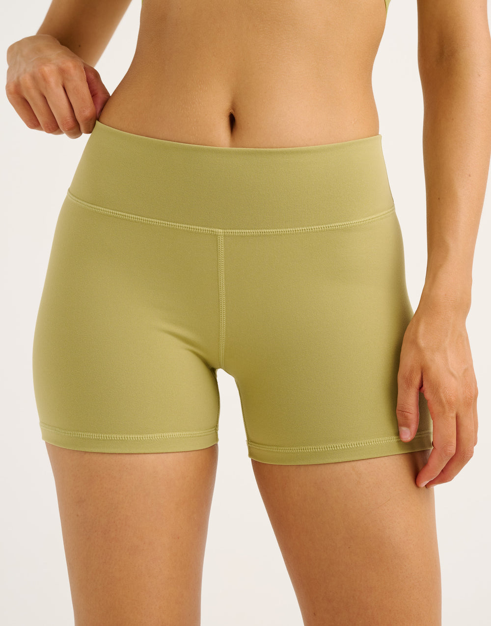 Echt Force Scrunch Mid-Waist Shorts - Olive