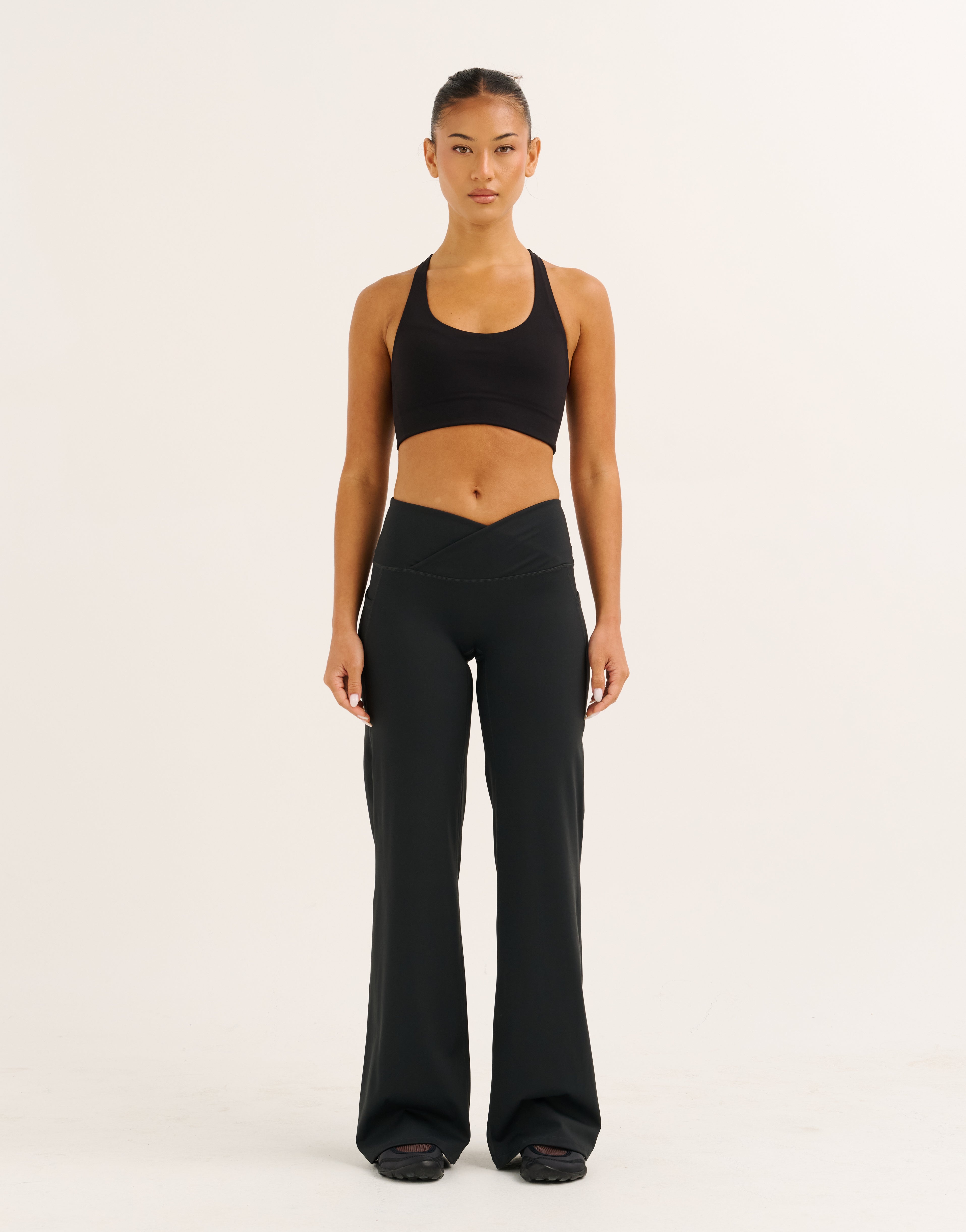 Nova Lycra® Wide Leg Pant - Phantom Black